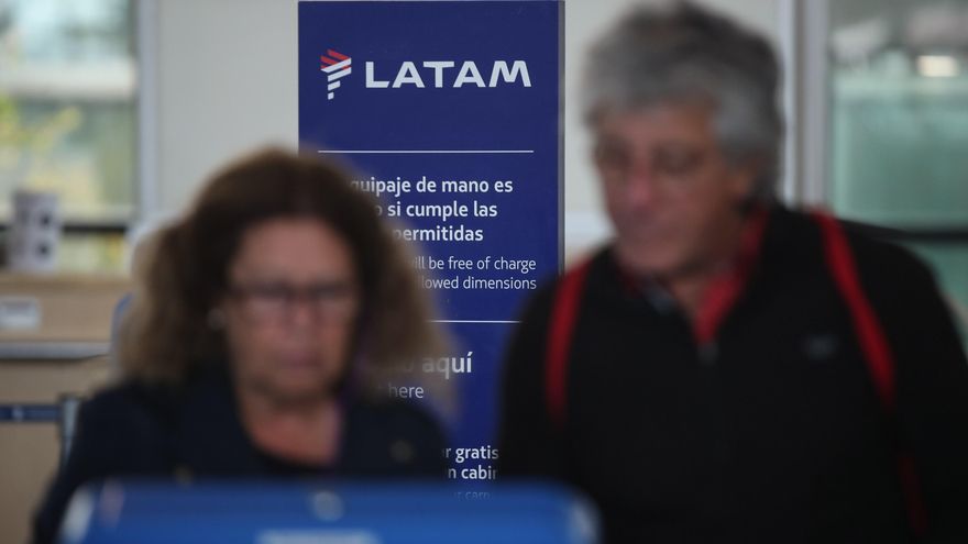 Latam Colombia suspende "hasta nuevo aviso" su ruta Bogotá-Caracas por la medida del INAC