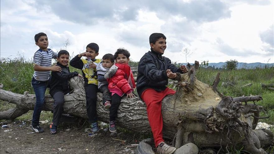 La ONU reclama 500 millones de dólares para la educación de los niños refugiados sirios