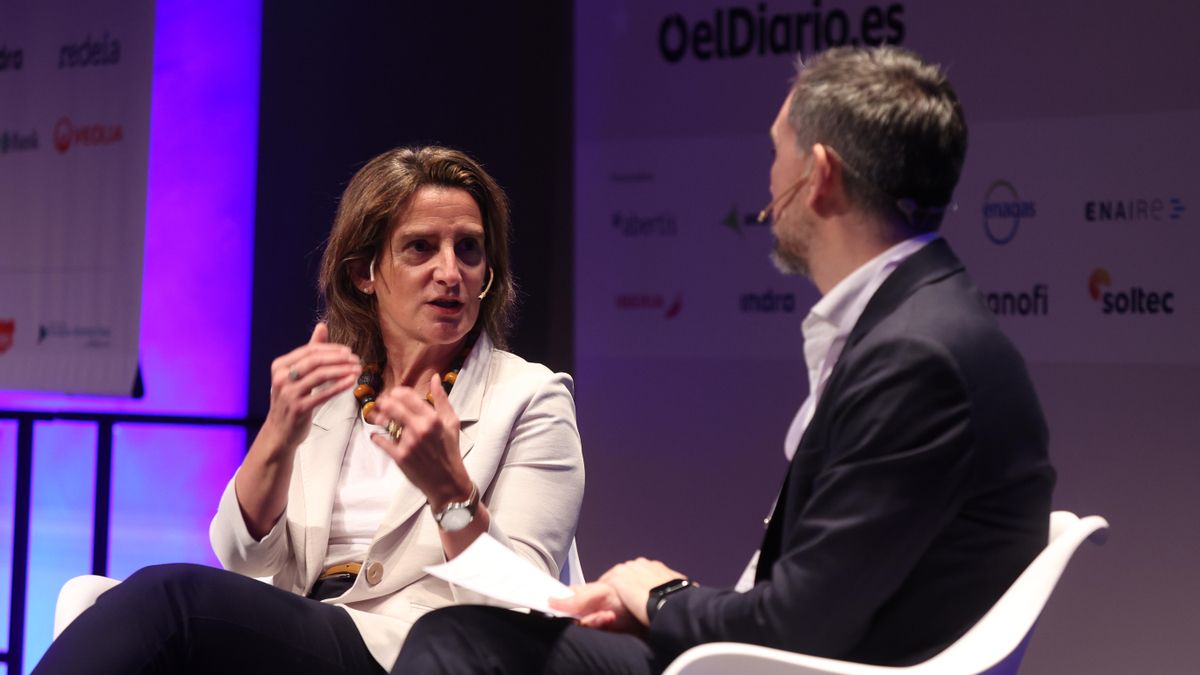 Ignacio Escolar conversa con Teresa Ribera en el Foro sobre Fondos Europeos organizado por elDiario.es