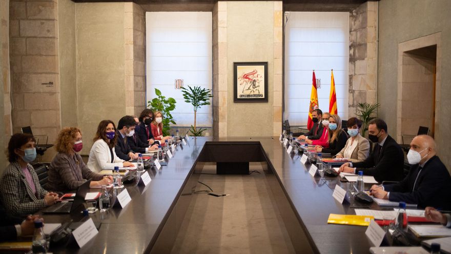 Gobierno y Generalitat celebran una Bilateral con acuerdos discretos y roces por la mesa de diálogo