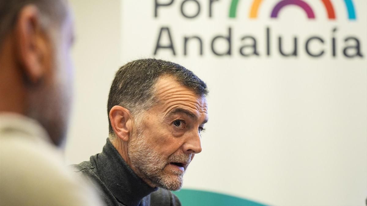 La confluencia de la izquierda se enquista: IU guarda silencio ante el volantazo de Podemos para la unidad en Andalucía