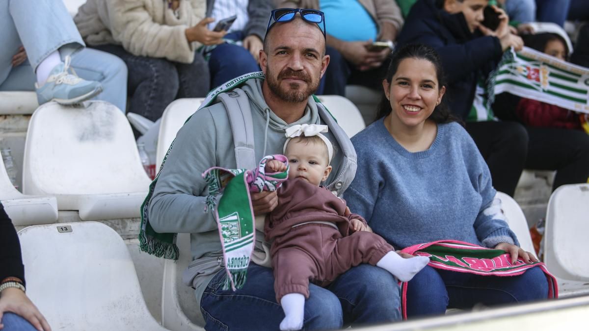 Grada Blanquiverde del Córdoba CF - SD Eibar
