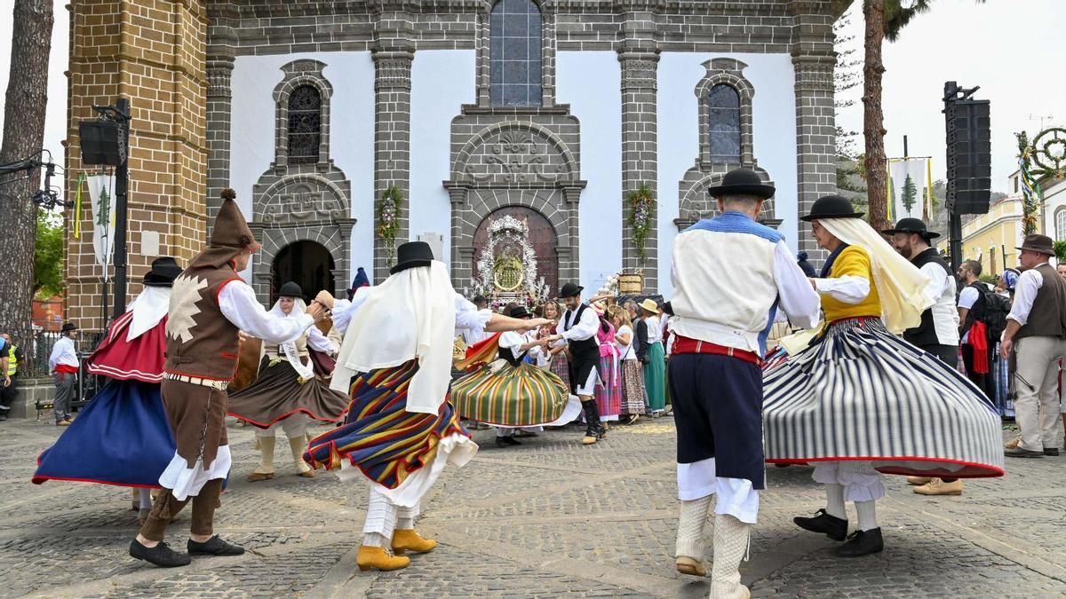 Guía definitiva de las romerías y fiestas de Canarias 2026: calendario completo, isla por isla