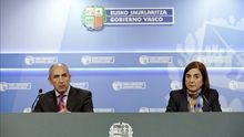 El portavoz Josu Erkoreka y la consejera de Educación, Cristina Uriarte.