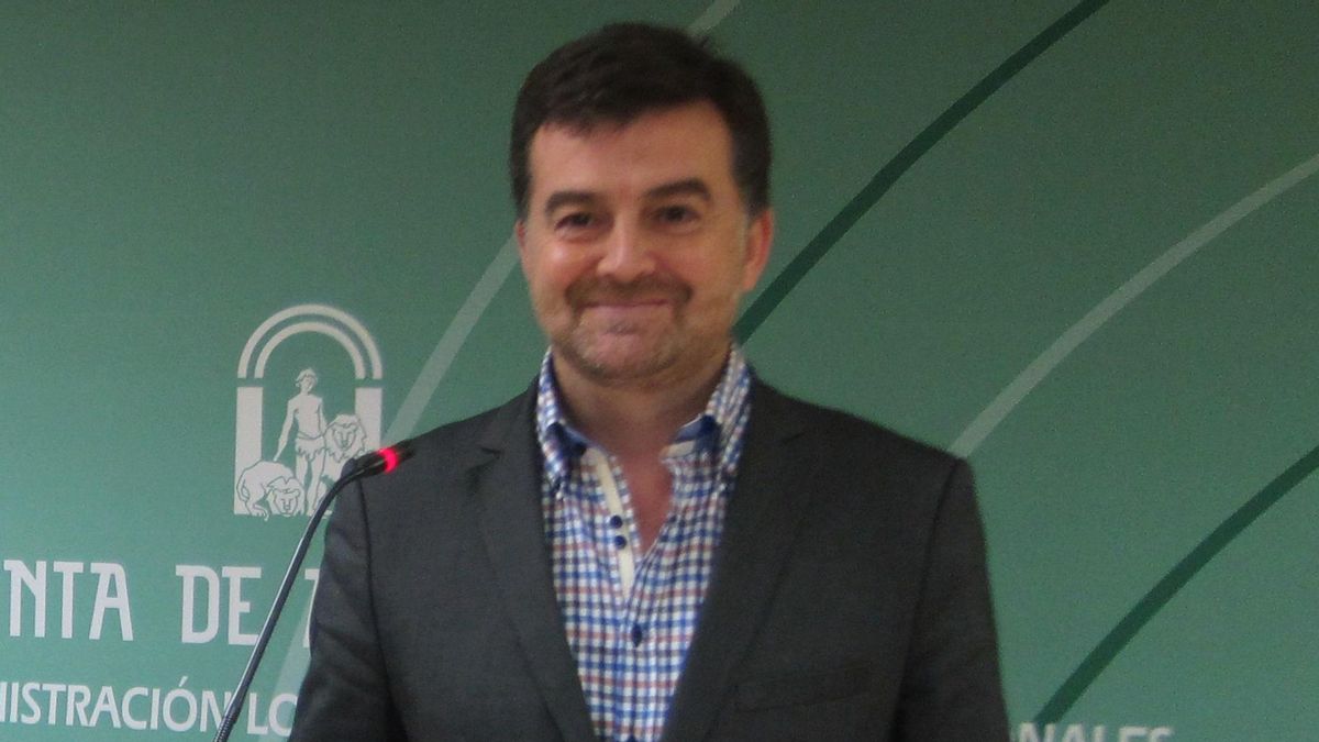 Junta andaluza ve la reunión de Montoro sobre reforma local como "puesta en escena" con modificaciones "insustanciales"