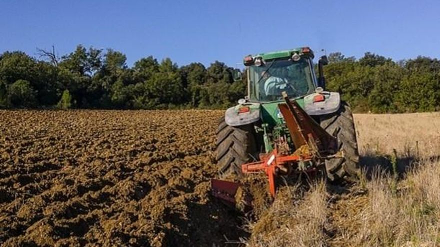 Castilla-La Mancha solicitará este lunes una reunión bilateral con Agricultura para abordar los recortes en la PAC