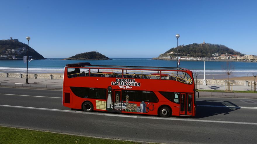 Donostia vetará los grupos de turistas de más de 25 personas y avisa de multas de hasta 1.500 euros