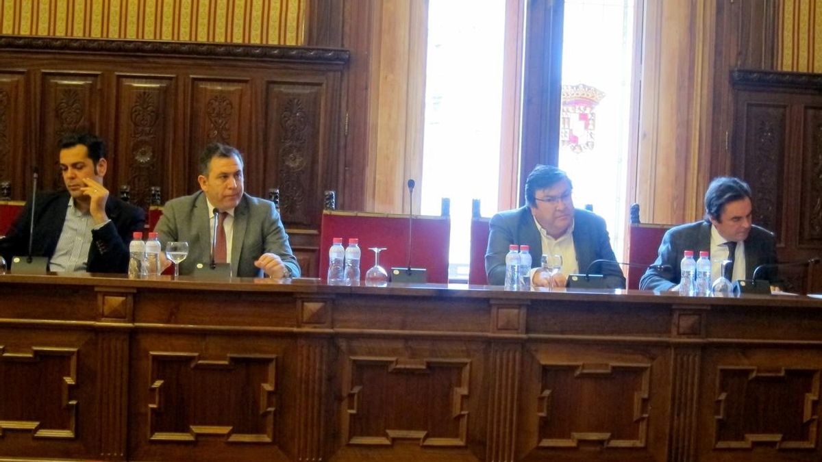 El alcalde de Porcuna anuncia una plataforma para "consolidar" su movimiento político tras dejar el PP