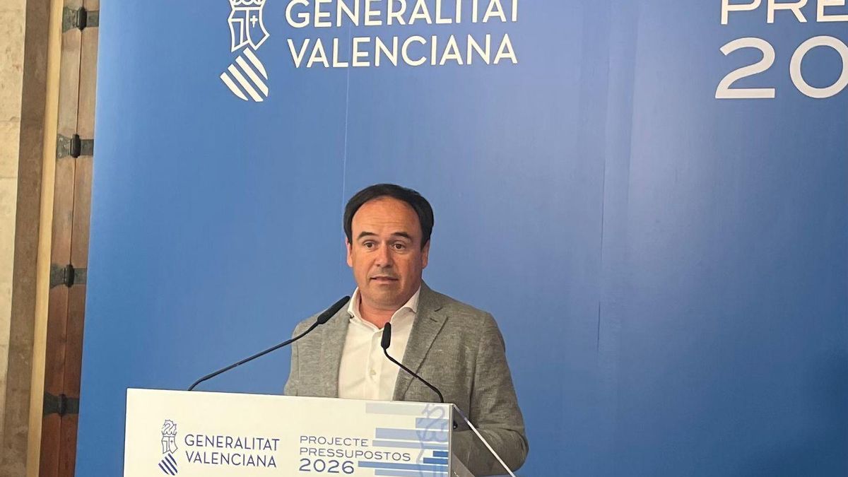 Pérez Llorca incluye en sus presupuestos de 2026 la subida salarial y las inversiones educativas que rechazan los sindicatos por insuficientes