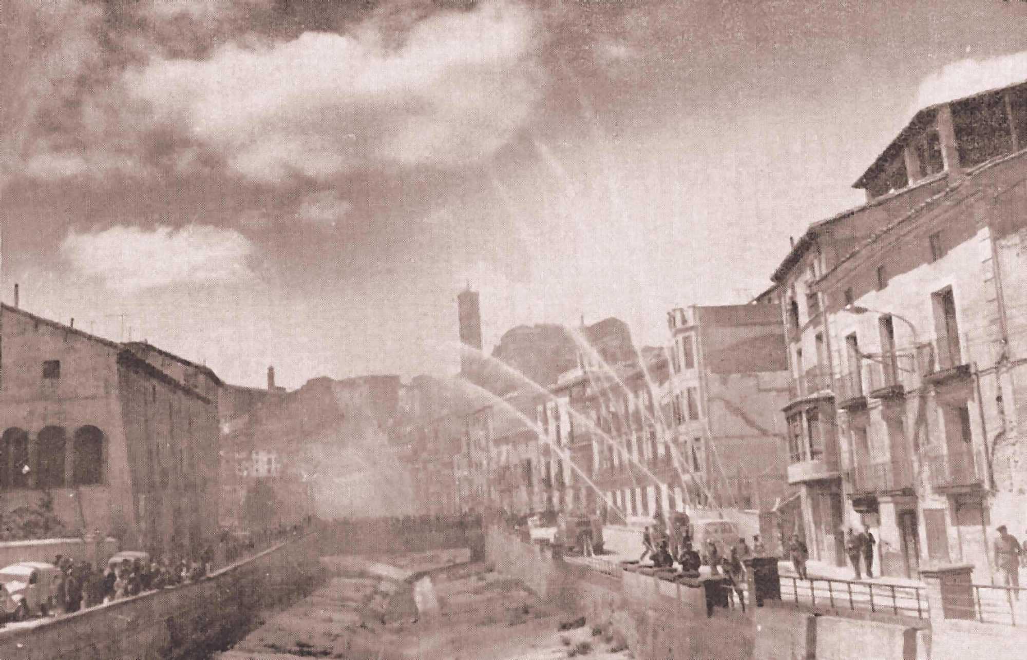 Simulacro de incendio en Tarazona en 1969.