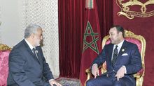 El rey Mohamed VI de Marruecos recibe al jefe de gobierno Abdelilah Benkirán / EFE