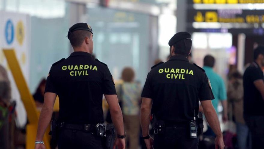 La Justicia anula la sanción a un guardia civil: considera "ilícito" usar las cámaras de aeropuertos para causas disciplinarias
