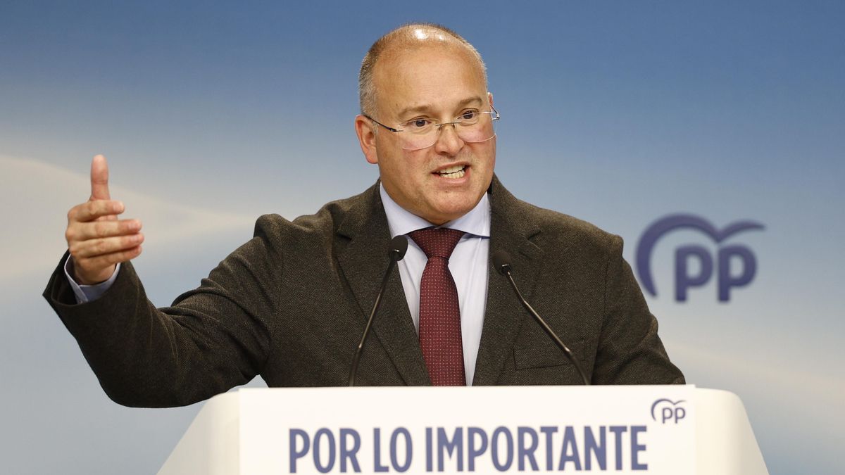El secretario general del Partido Popular, Miguel Tellado, ofrece una rueda de prensa tras la reunión del Comité de Dirección del partido, este lunes en Madrid. EFE/Rodrigo Jiménez
