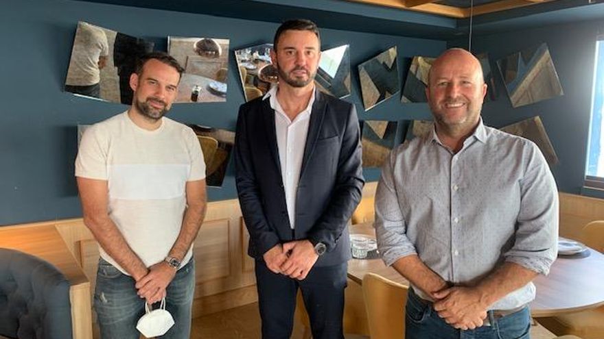 Joseph De Vincent, Juanfi Bautista y José Alba