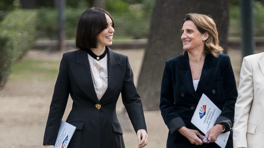 El PSOE se enreda con las renovables: aprueba un macroparque eólico pero rechaza uno fotovoltaico en Castellón