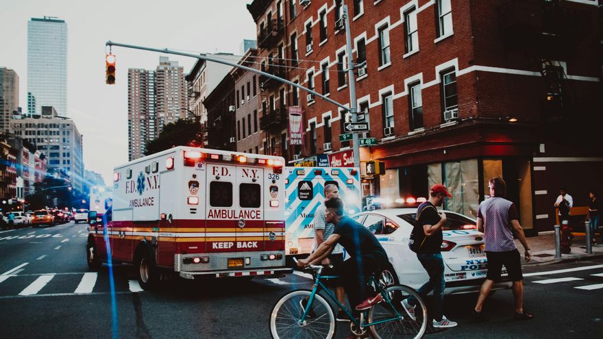 Modelo Milei: ¿cuánto cuesta ir al hospital público en Nueva York?