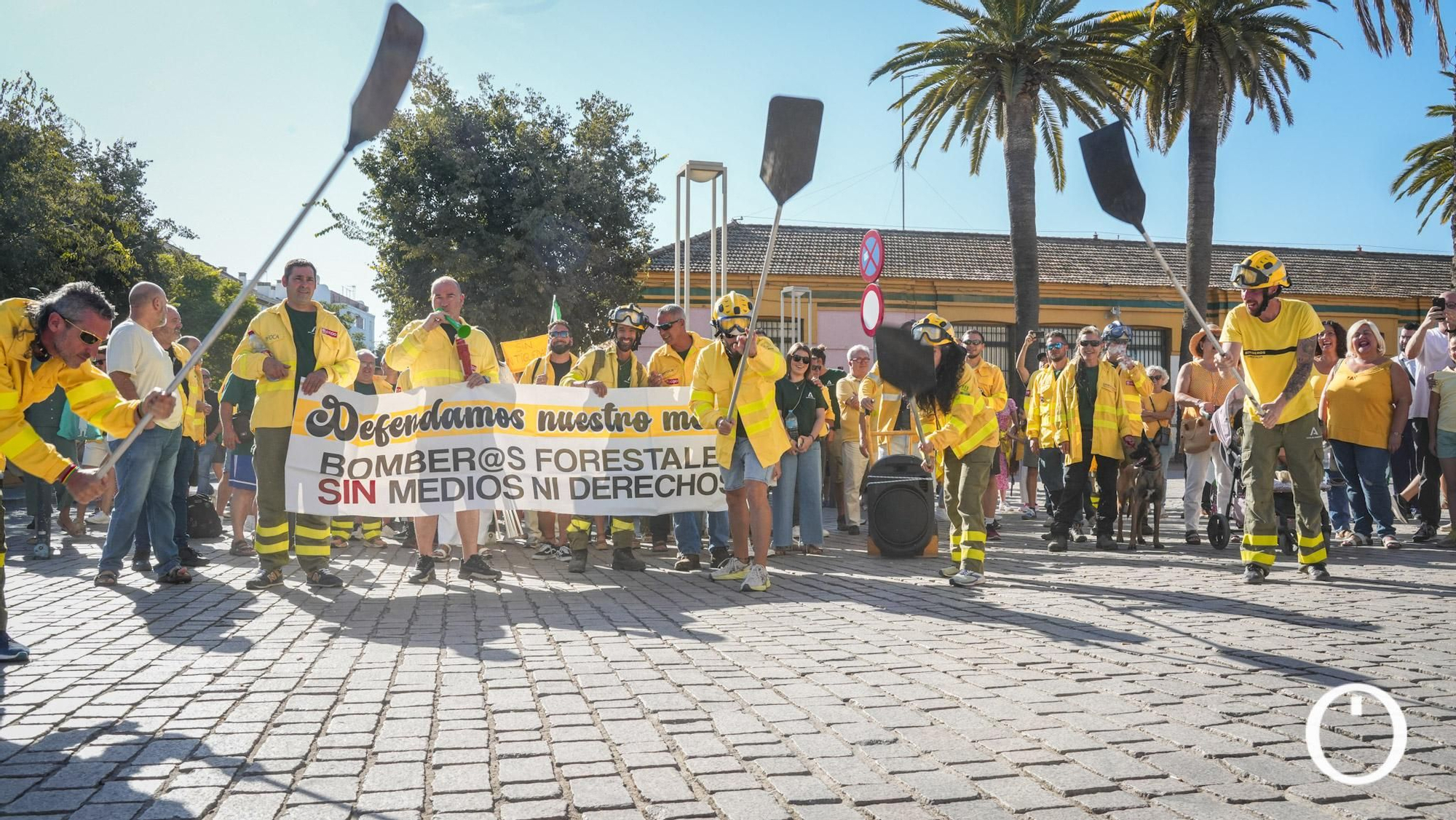 Marcha amarilla de bomberos forestales