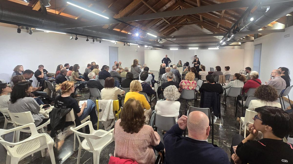 Imagen de los participantes en la iniciativa 'Paiporta és cosa de tots'.