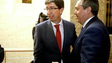 El vicepresidente del Gobierno andaluz replica a Vox que la plantilla contra la violencia de género no peligra
