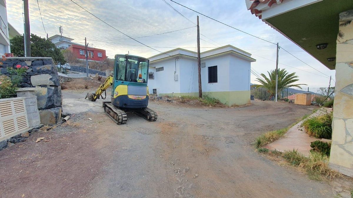 Obras en el Camino de El Lomo.