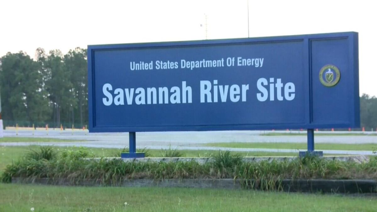 Aunque ya no se producen armas en el recinto, persisten materiales acumulados desde la Guerra Fría