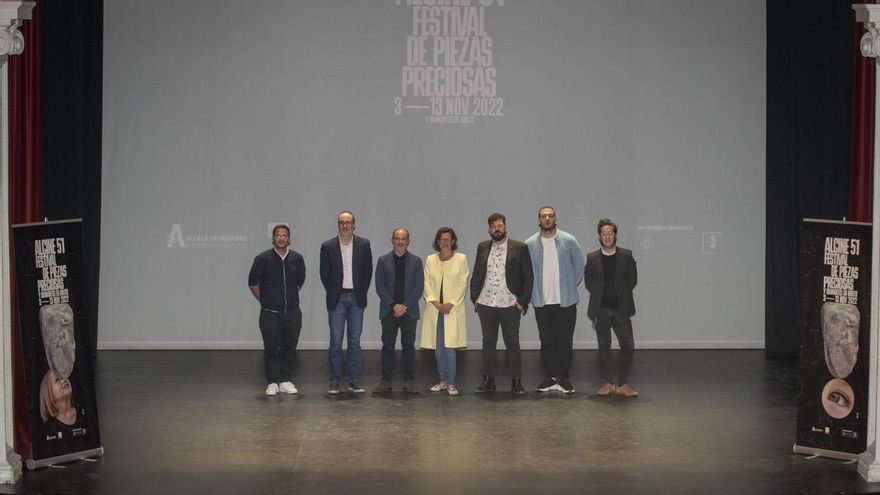 "No hacen carteles, sino mundos": el festival Alcine se rinde ante una agencia creativa cordobesa