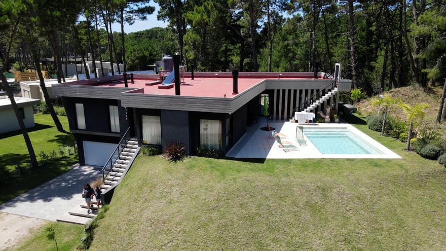 ARBA intimó en Pinamar a desarrolladores de 17 edificios y 215 casas de lujo que estaban declaradas como baldíos