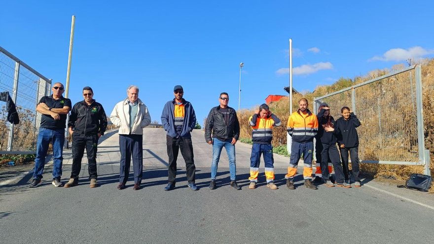 La plantilla de Ecofert Sansoain protesta contra el cierre por recibir irregularmente lixiviados