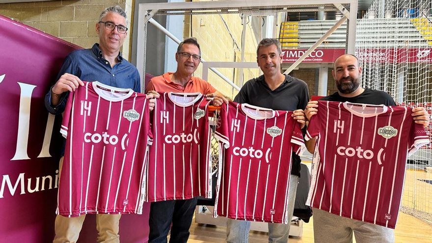 El Coto Córdoba apela a la historia: el club recupera el granate como símbolo para el ascenso