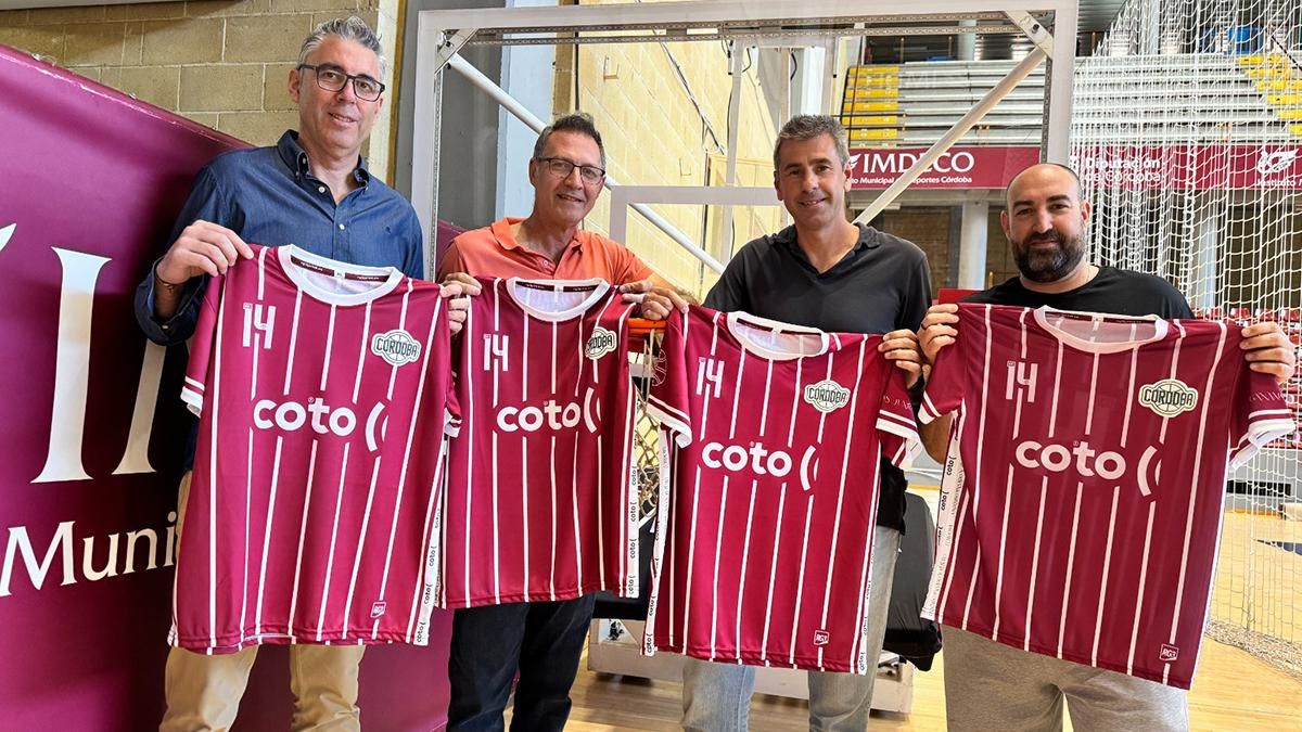 El Coto Córdoba apela a la historia: el club recupera el granate como símbolo para el ascenso