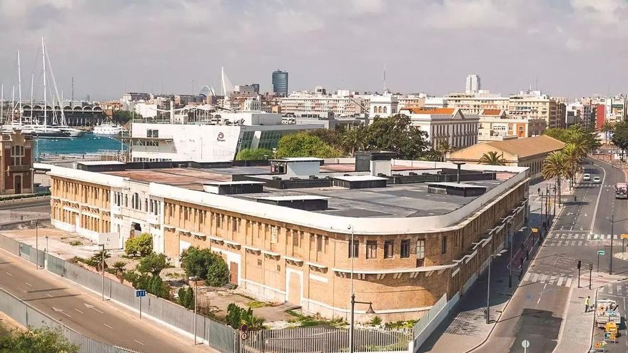 Catalá cede al veto del Puerto de València con los usos de los Docks y la adjudicataria reclamará una indemnización en los tribunales