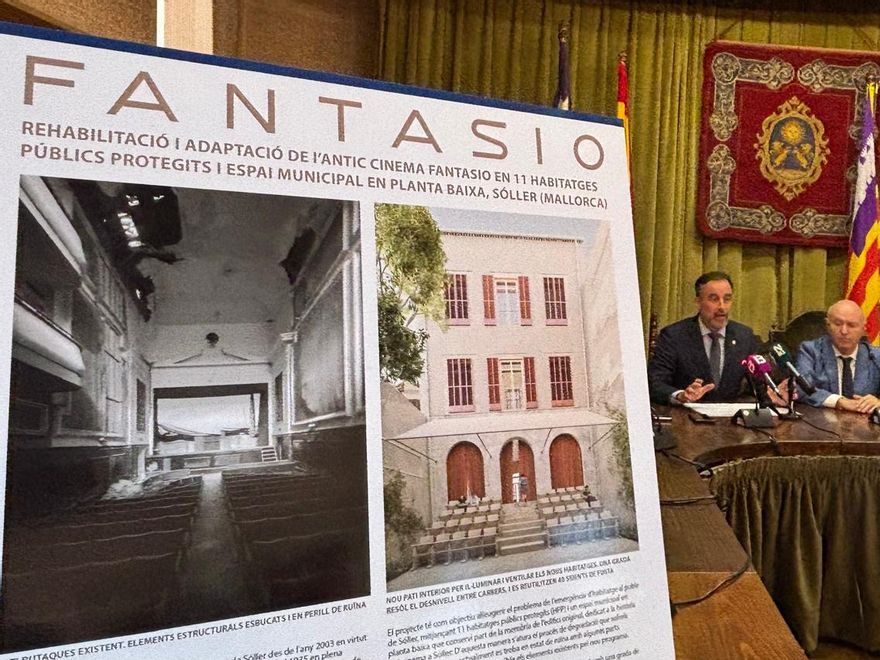 Cartel del proyecto de rehabilitación del edificio, durante la presentación del mismo por conseller de Vivienda, Territorio y Movilidad, José Luis Mateo, y el alcalde de Sóller, Miquel Nadal