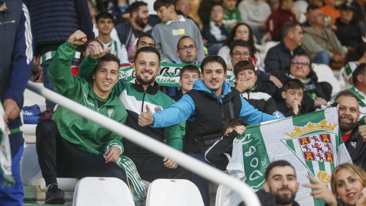 Grada Blanquiverde del Córdoba CF - RC Deportivo
