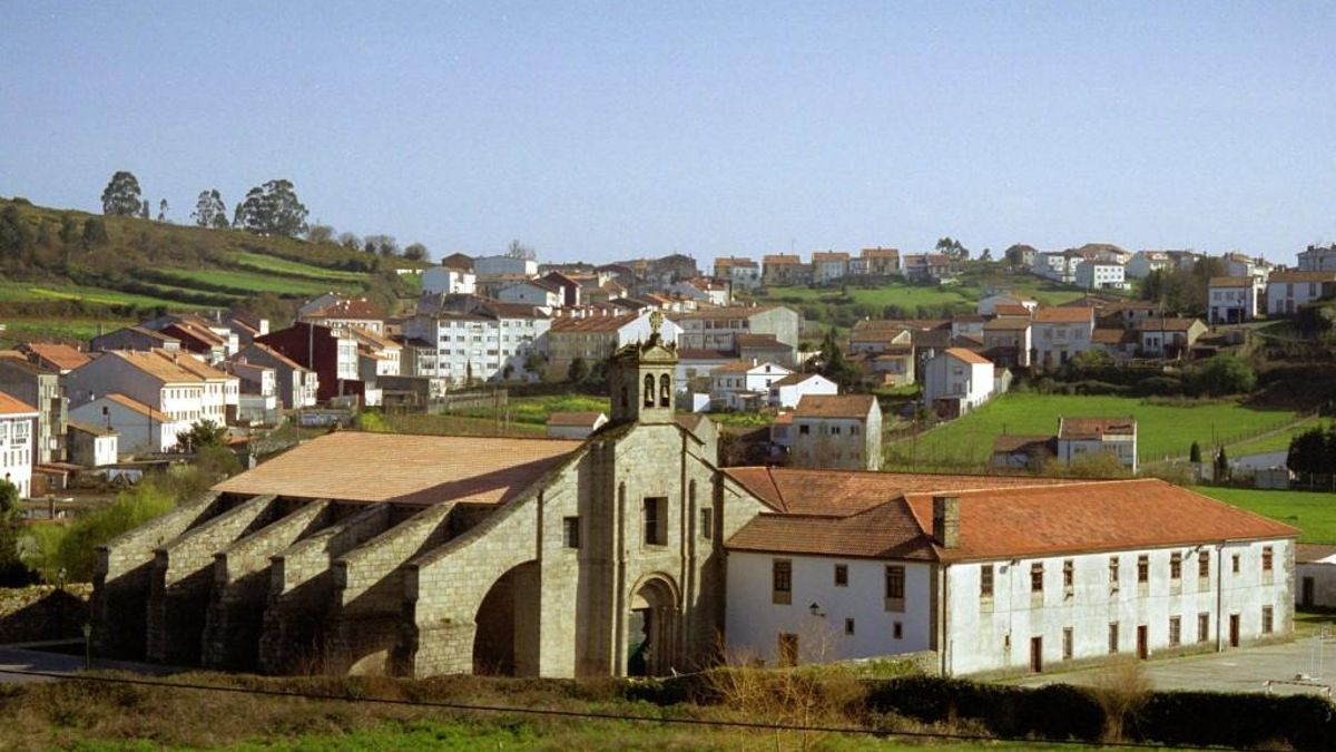 Iglesia-colegiata de Santa María del Sar