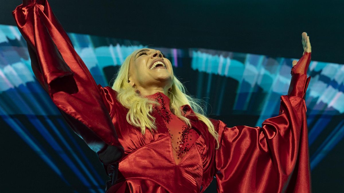 Mónica Naranjo hace las paces con ella misma en Murcia