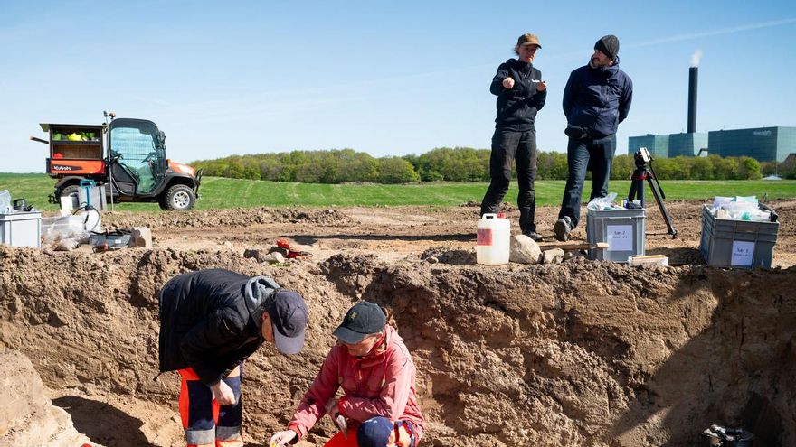 Descubren en Dinamarca un enterramiento vikingo único con objetos de lujo y vínculos reales