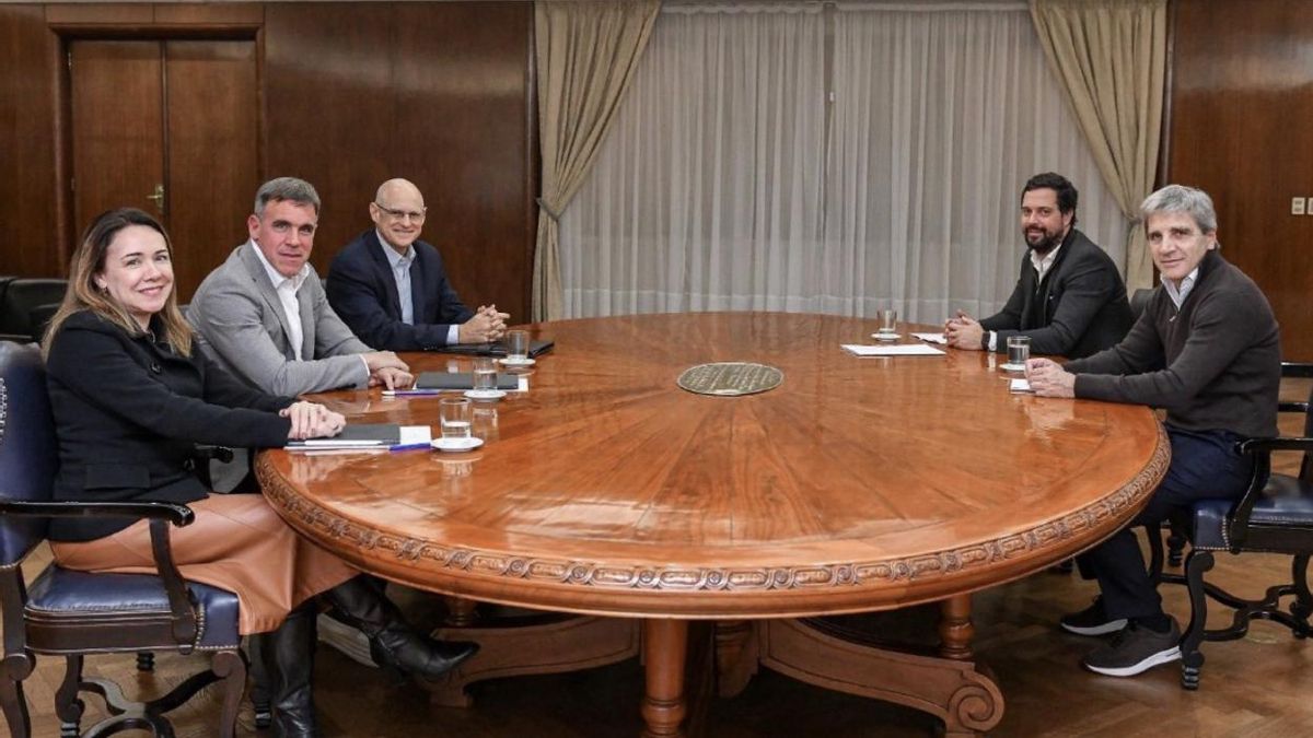 Ejecutivos de Ford, esta semana con Lavigne y Caputo.