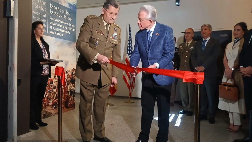 El embajador de Trump elogia en Toledo la cooperación bilateral tras inaugurar una muestra sobre el papel de España en el origen de EEUU