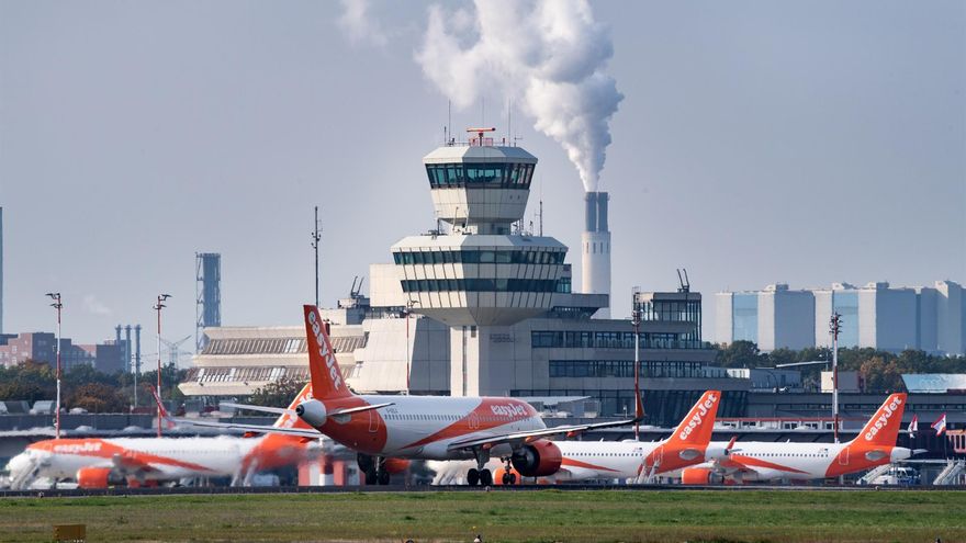 USO convoca huelga de tripulantes en easyJet a finales de junio para igualar salarios al resto de Europa