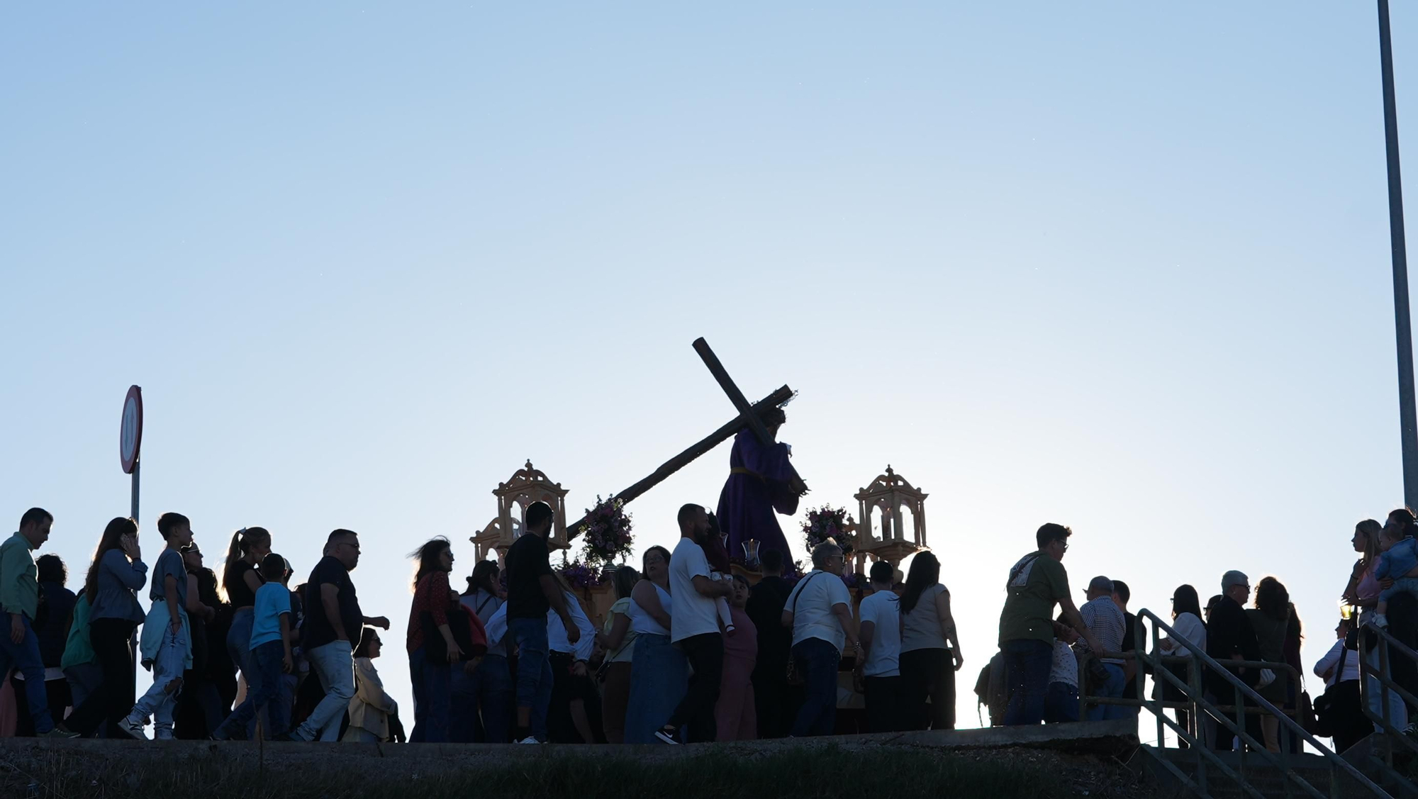 La salida procesional de la Sangre de El Higuerón, en imágenes