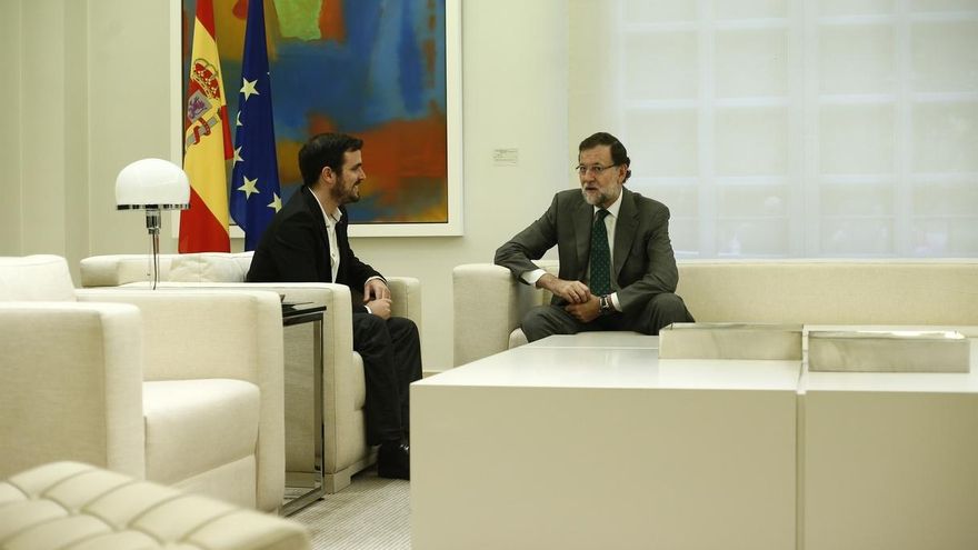 Garzón insiste en su apuesta por un pacto de izquierdas tras la negativa de Rajoy a someterse a la investidura