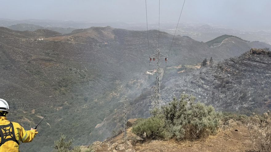 Incendio en Cazadores, en Telde (Gran Canaria).