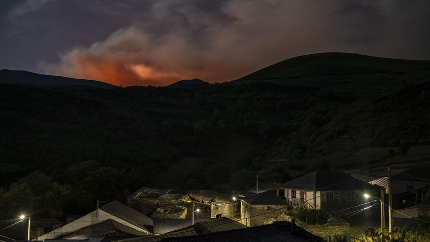 La Xunta decreta la situación 2 de emergencia en toda la provincia de Ourense por el riesgo de los incendios
