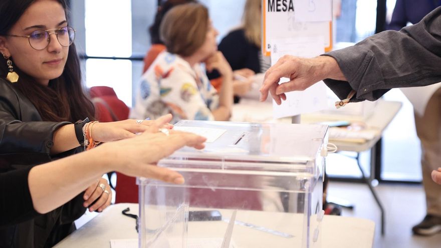 La participación en las municipales sube más de un punto y medio a las 14:00 horas hasta el 36,70%