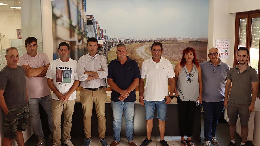 Situación "insostenible" del campo: "La Rioja está en riesgo de dejar de ser el vergel de alimentos y convertirse en un erial con placas solares"
