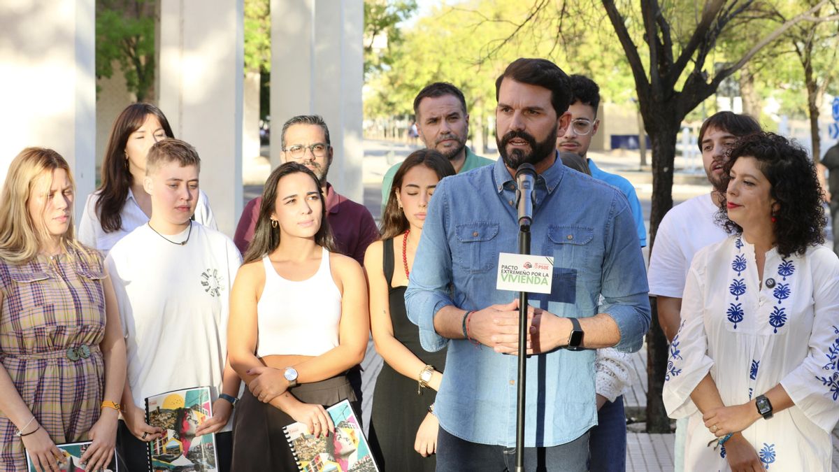 El líder del PSOE extremeño anima a un adelanto electoral si decaen los decretos de vivienda