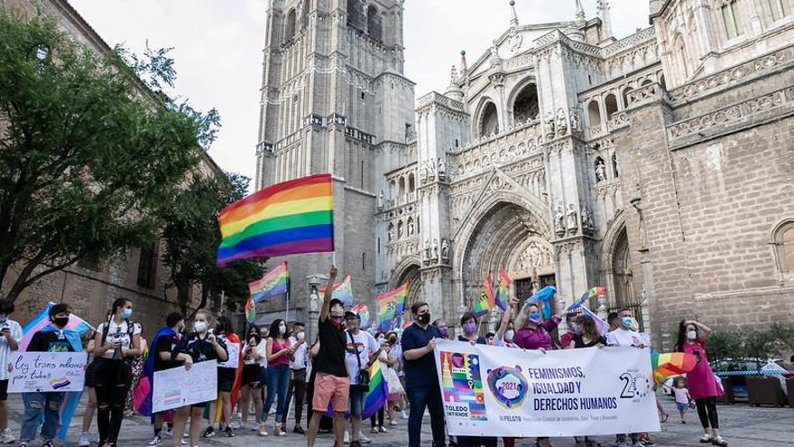 Manifestación de reivindicación de la igualdad del colectivo LGTBI en Toledo