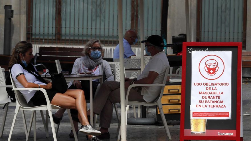 Vista de una terraza en el centro de Oviedo.EFE/ J.L. Cereijido/Archivo