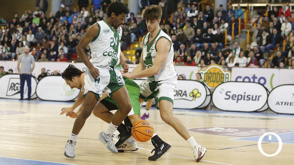 Las imágenes del Coto Córdoba CB - Teknei Biskaia en Vista Alegre