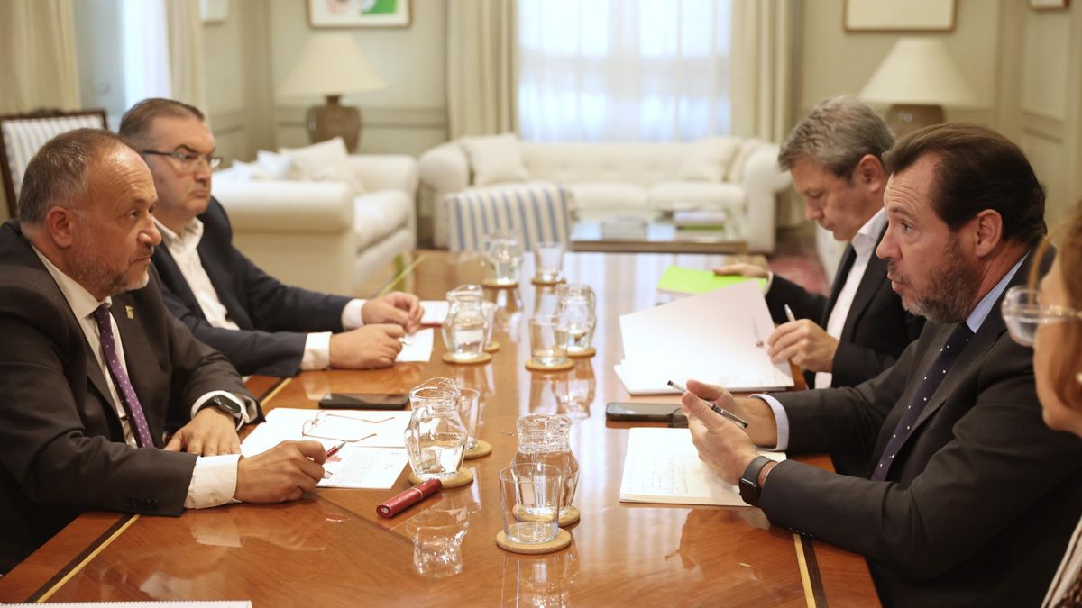 UPL, "disgustada" por el escaso compromiso de Óscar Puente con León, pero deja al margel el pacto en Diputación